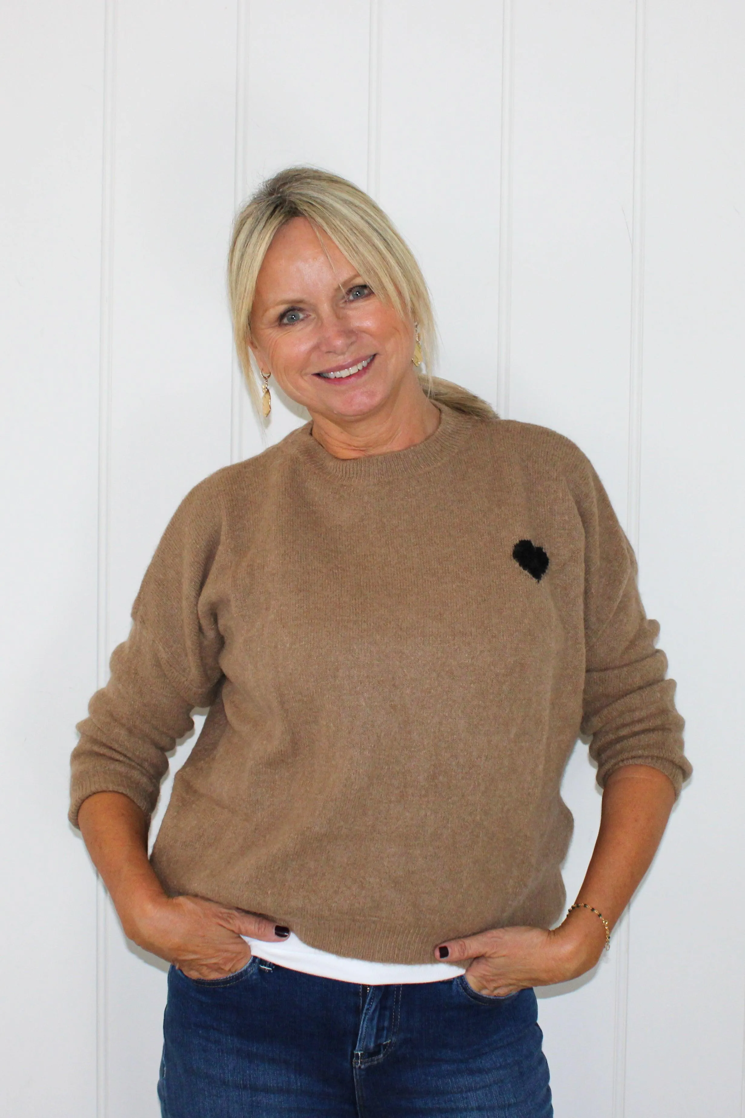 Heart Jumper| Camel